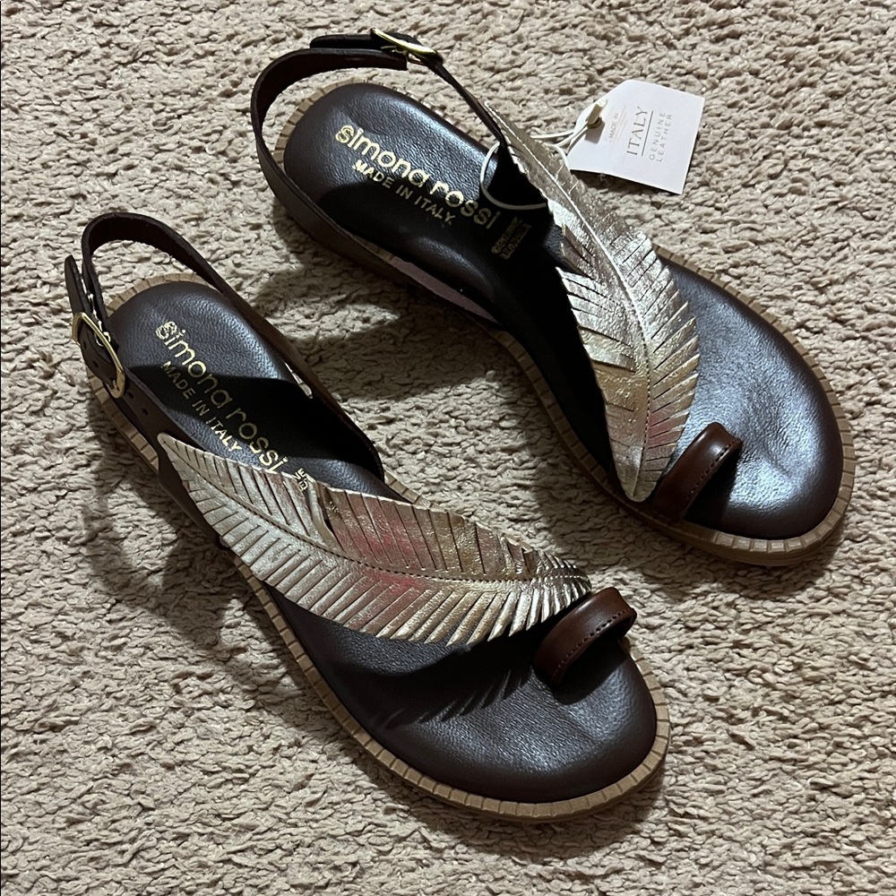 Aime Leon Dore Metallic Gold Leaf Toe-Loop Slingback Sandals